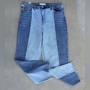 Almost Famous Juniors’ Two-Tone Blue Straight Leg Jeans (Size 15)